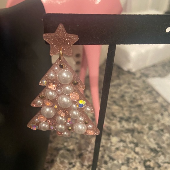 Pink NWT Holiday Tree Earrings - Picture 4 of 12